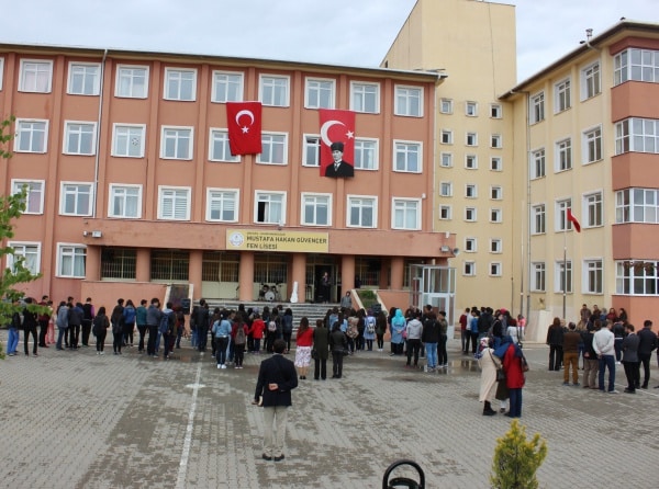 Mustafa Hakan Güvençer Fen Lisesi Fotoğrafı